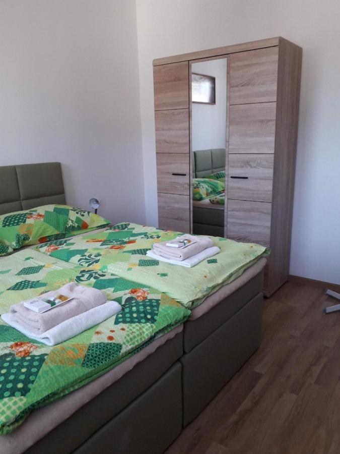 Penzion Na Hrazi Poděbrady Eksteriør billede